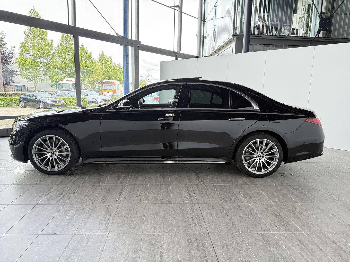 Mercedes-Benz S 580 e AMG Line | Head up display augmented | W imagem 3