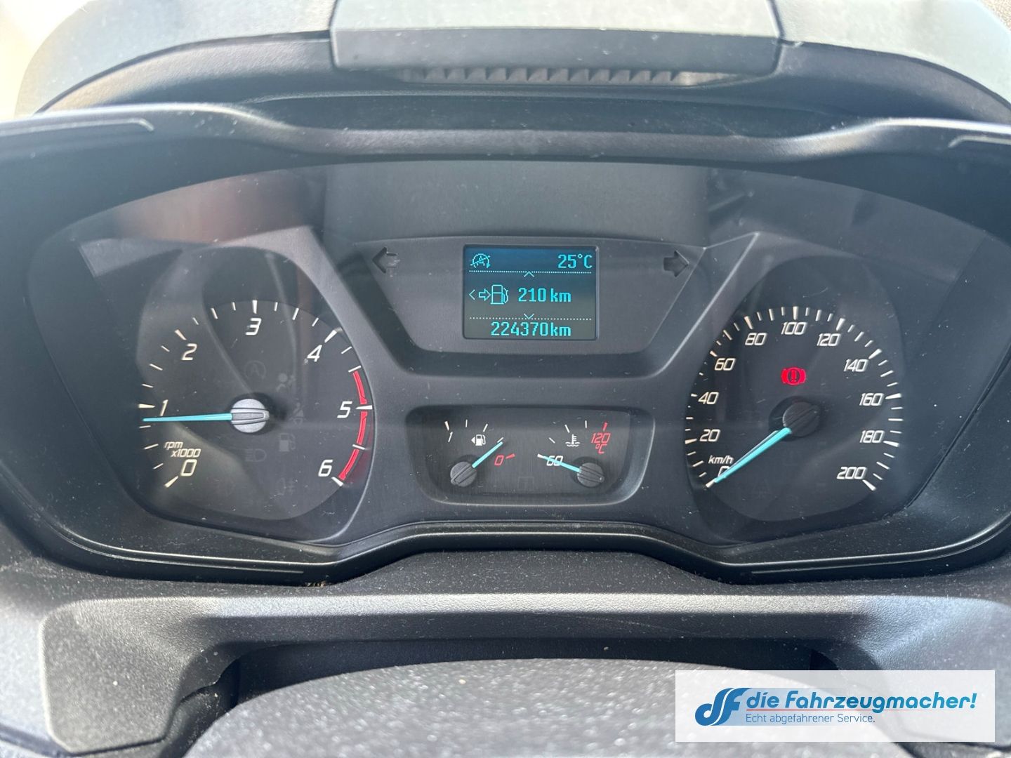 Fahrzeugabbildung Ford Transit Custom Tourneo 310 L1 Trend *EXPORT *274