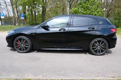 Fahrzeugabbildung BMW 120d M Sport*LED*Shadow-Line*ACC*Kamera*19"
