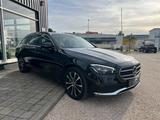 Mercedes-Benz E 300 de 4Matic Design-Avantgarde+AHK - gebrauchte Mercedes-Benz E 300 aus dem Jahr 2022