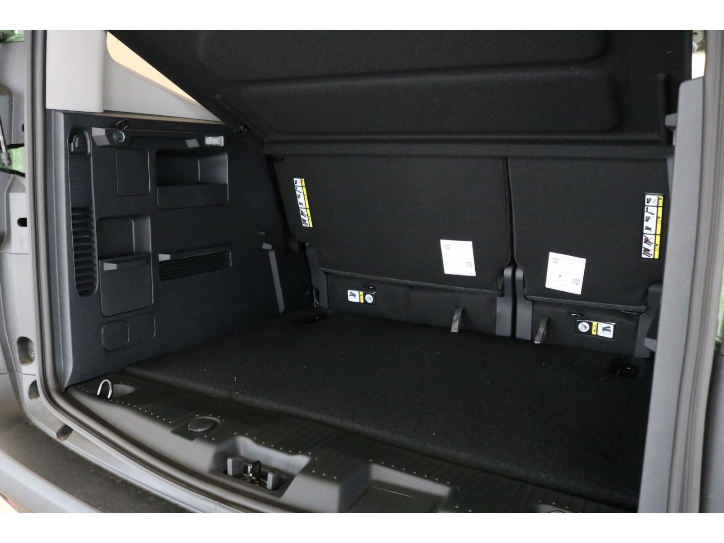 Fahrzeugabbildung Ford Tourneo Courier Active AUTOMATIK,