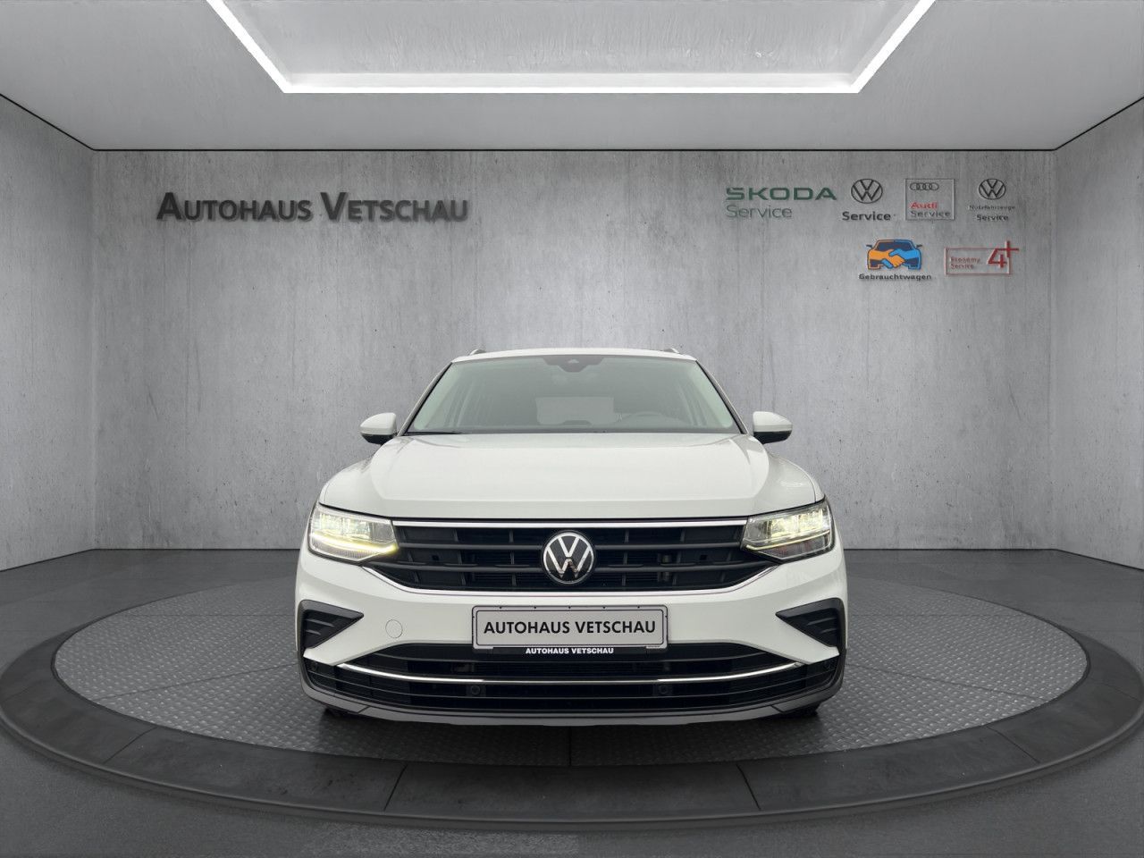 Volkswagen Tiguan Move /2.0 TDI /AHK /Navi /RFK Bluetooth imagem 3