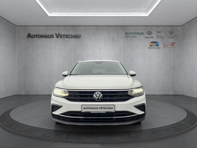 Tiguan 2.0 TDI Move Bluetooth Navi LED Klima