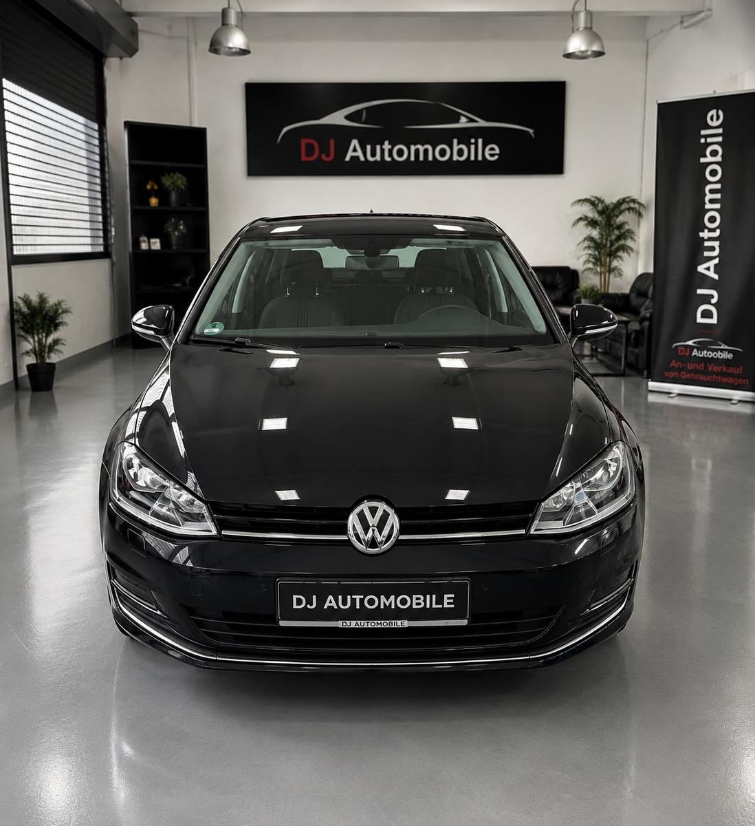 Volkswagen Golf 1.4 TSI/Automatik/32.000 Km/SHZ/PDC/Allstar