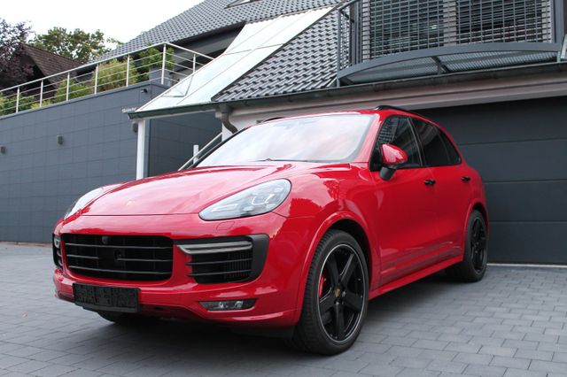 PORSCHE Cayenne GTS ACC BOSE LUFT KAMERA 360 Gr