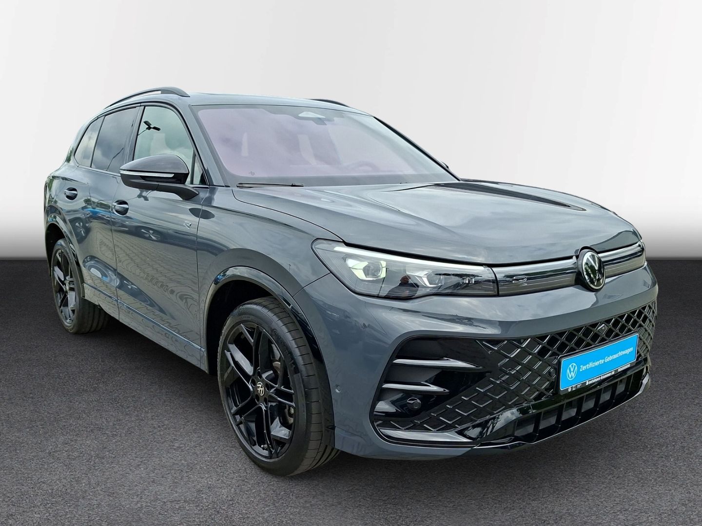 Tiguan 2.0 TSI 4Motion R-Line *Kamera*Keyless*