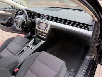Volkswagen Passat Variant - 7