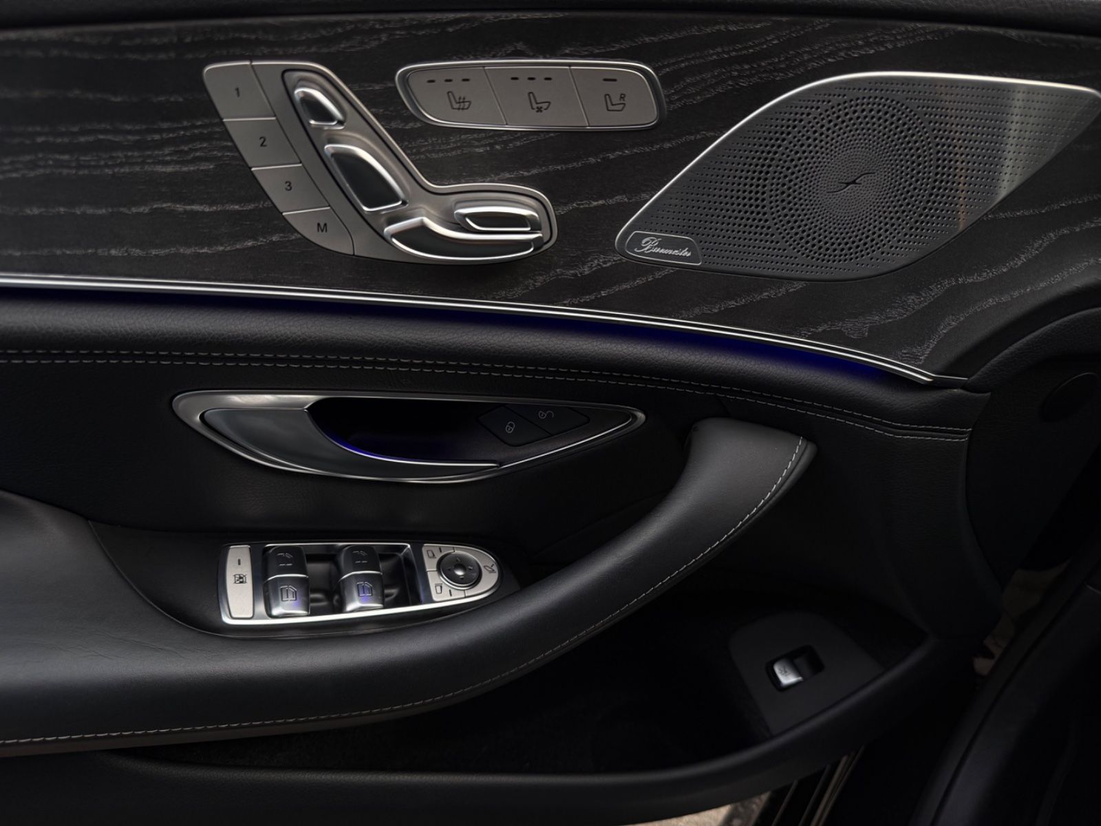 Fahrzeugabbildung Mercedes-Benz AMG GT 4-trg. 63 S 4Matic+/Burmester/Massage/