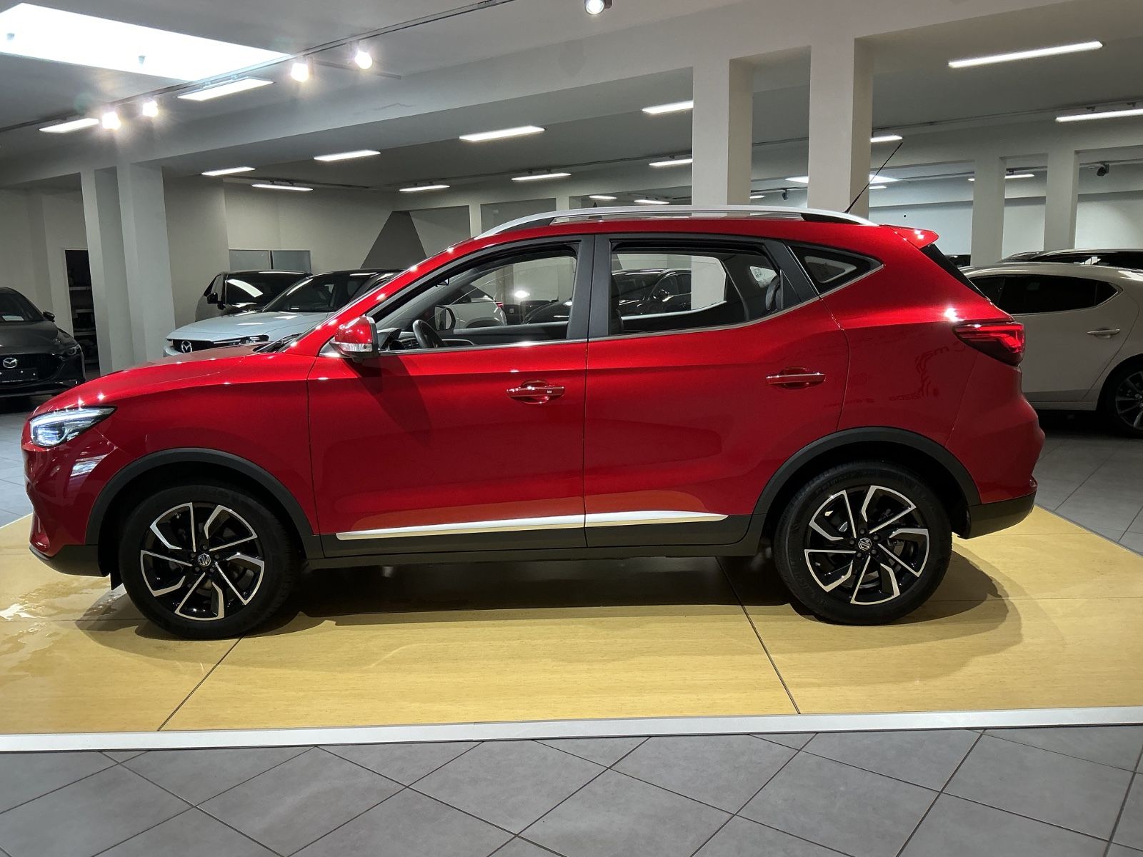 MG ZS
