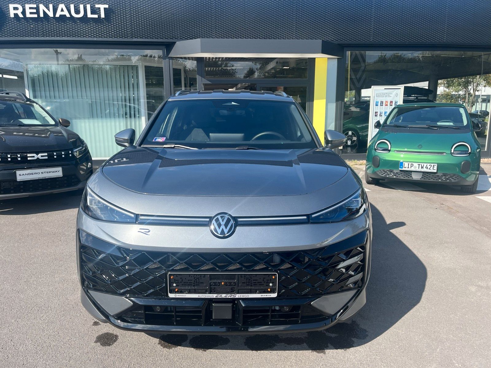 Fahrzeugabbildung Volkswagen T-Roc 1.5 eTSI 110 kW R-Line