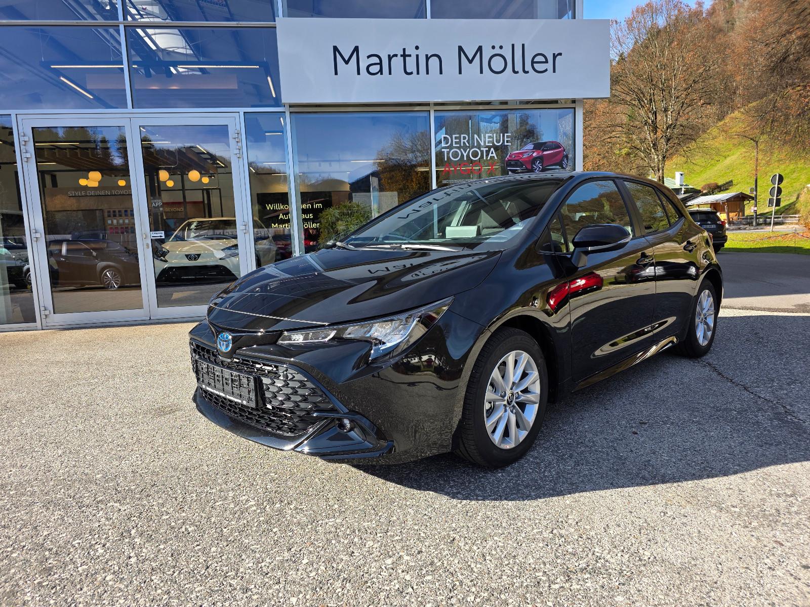 Toyota Corolla Hybrid Business Edition