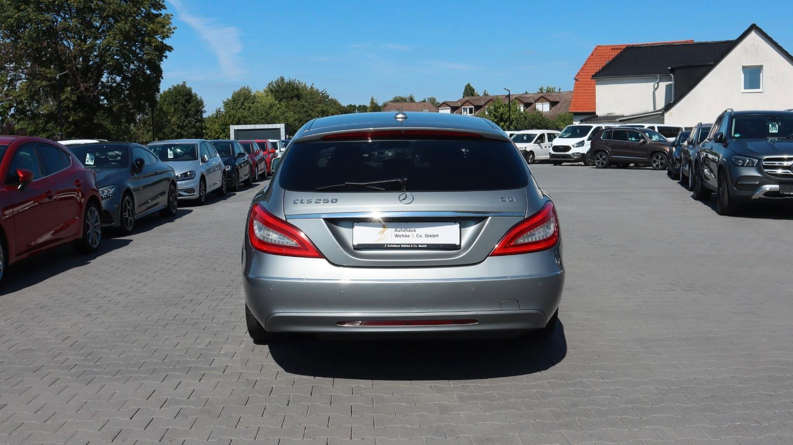 Mercedes-Benz CLS 250 CDI SB COMAND Leder Sitzbel. LED Kamera