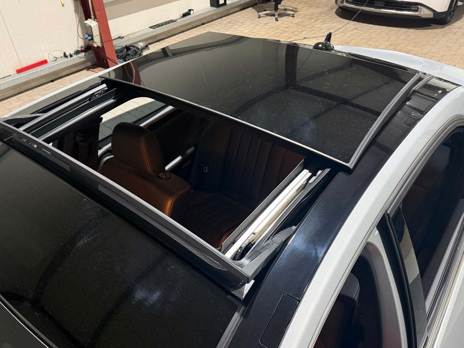 Mercedes-Benz E 300 Limousine E 300 CGI BlueEfficiency 4Matic