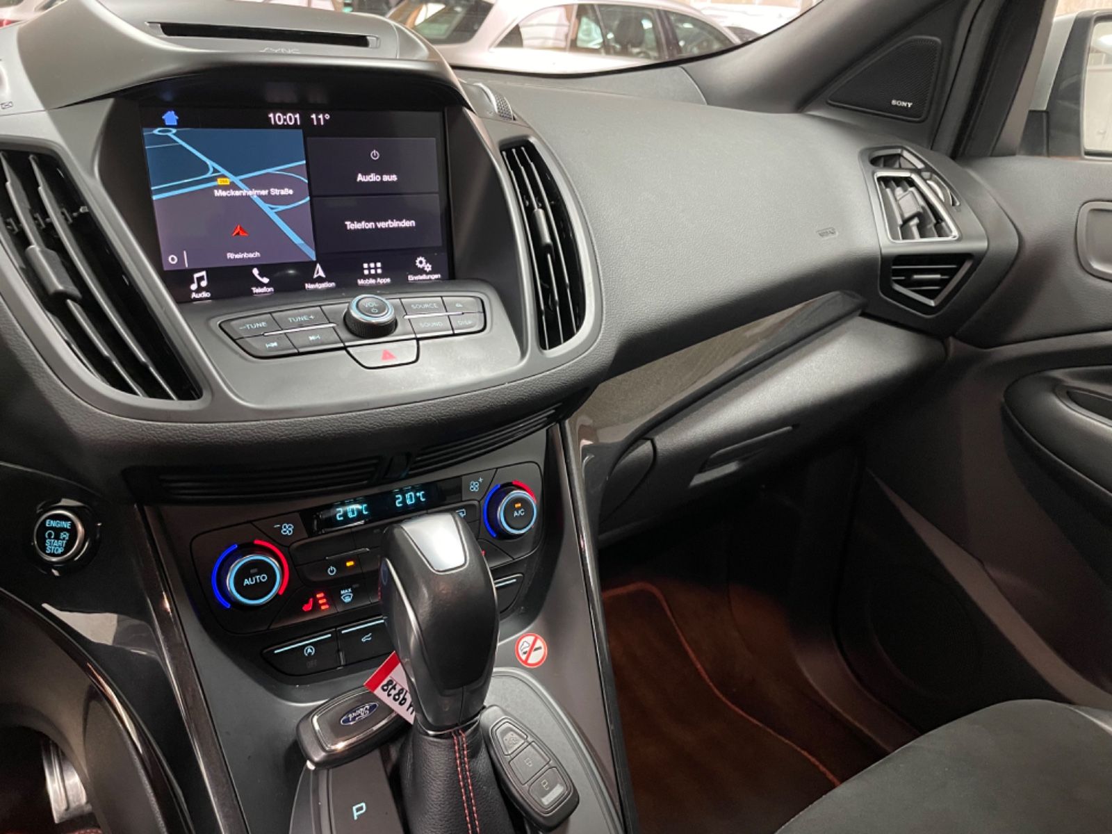 Fahrzeugabbildung Ford Kuga ST-Line AWD Allrad LED