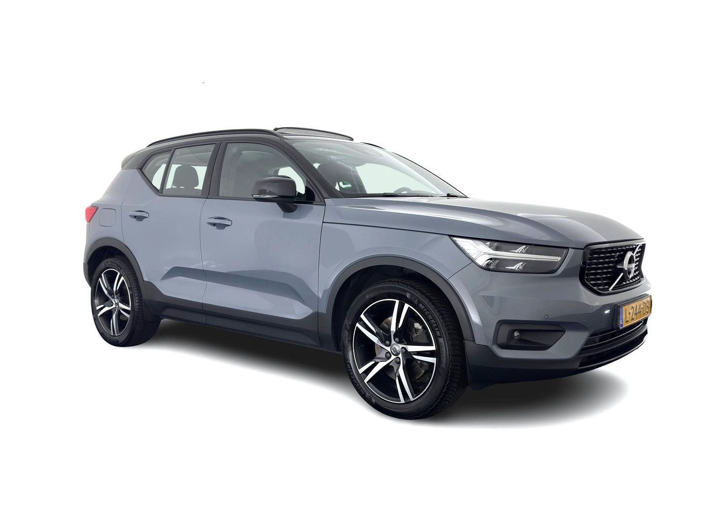 Volvo XC40 1.5 T4 Recharge R-Design Expression {SoH-83