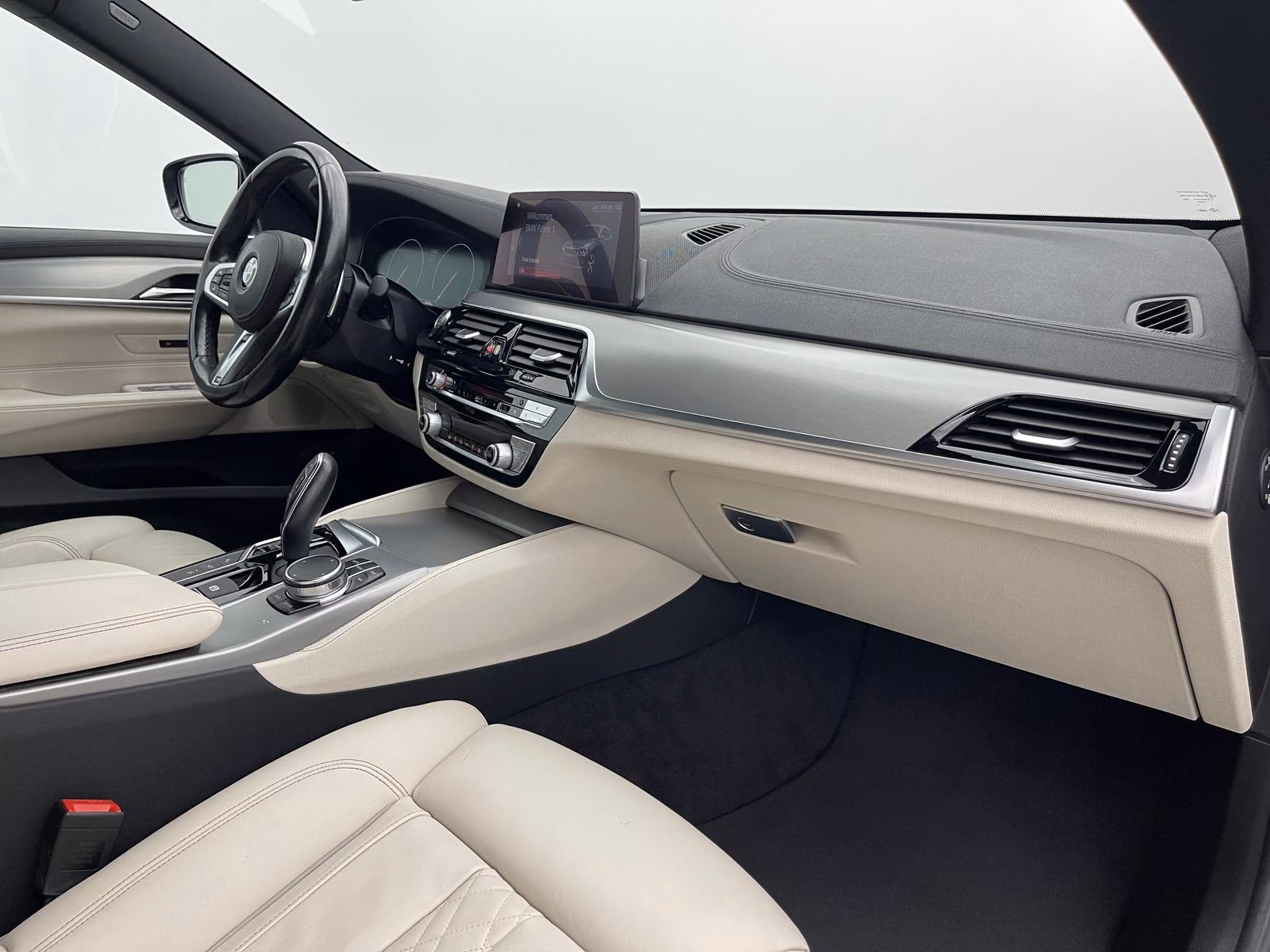 BMW 640 i xDrive M Sport *STHZ*SOFT*HuD*360°*LED*ACC