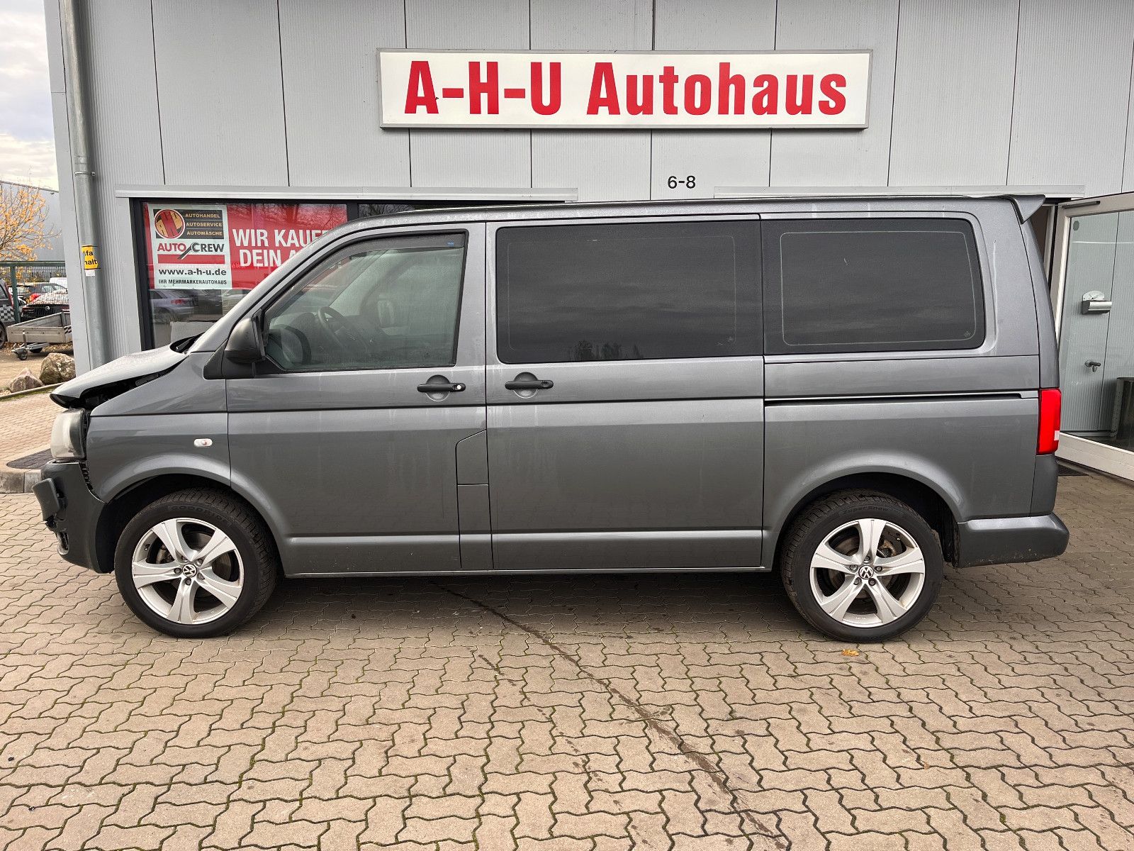 Fahrzeugabbildung Volkswagen T5 Transporter Bus Caravelle Trendline 2.0 TDI