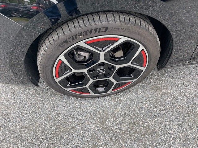 Fahrzeugabbildung Opel Astra L 1.2 Turbo AT GS Line