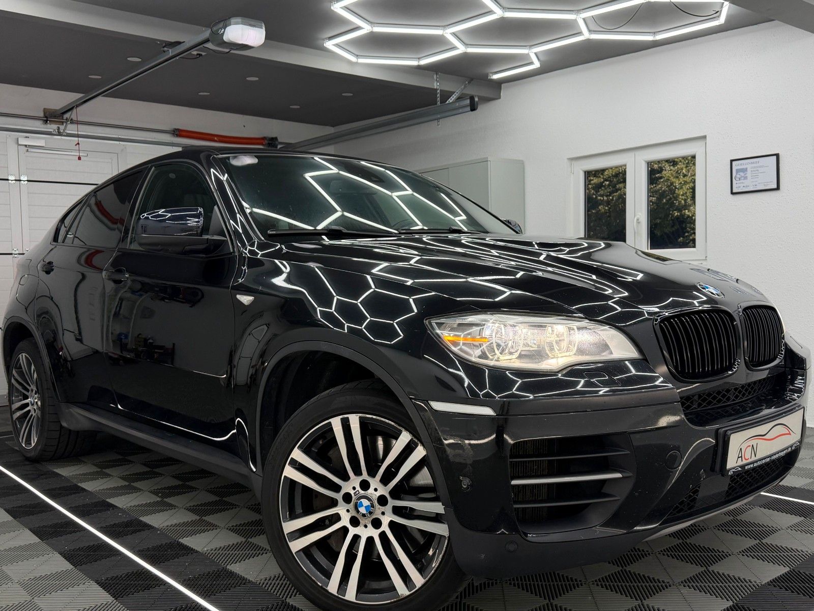 Fahrzeugabbildung BMW X6 M50 d/eGSD/AHK/HuD/SOFT CLOSE/STHZ/ACC