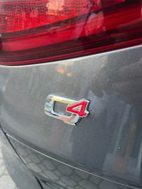 Alfa-Romeo Stelvio - 12