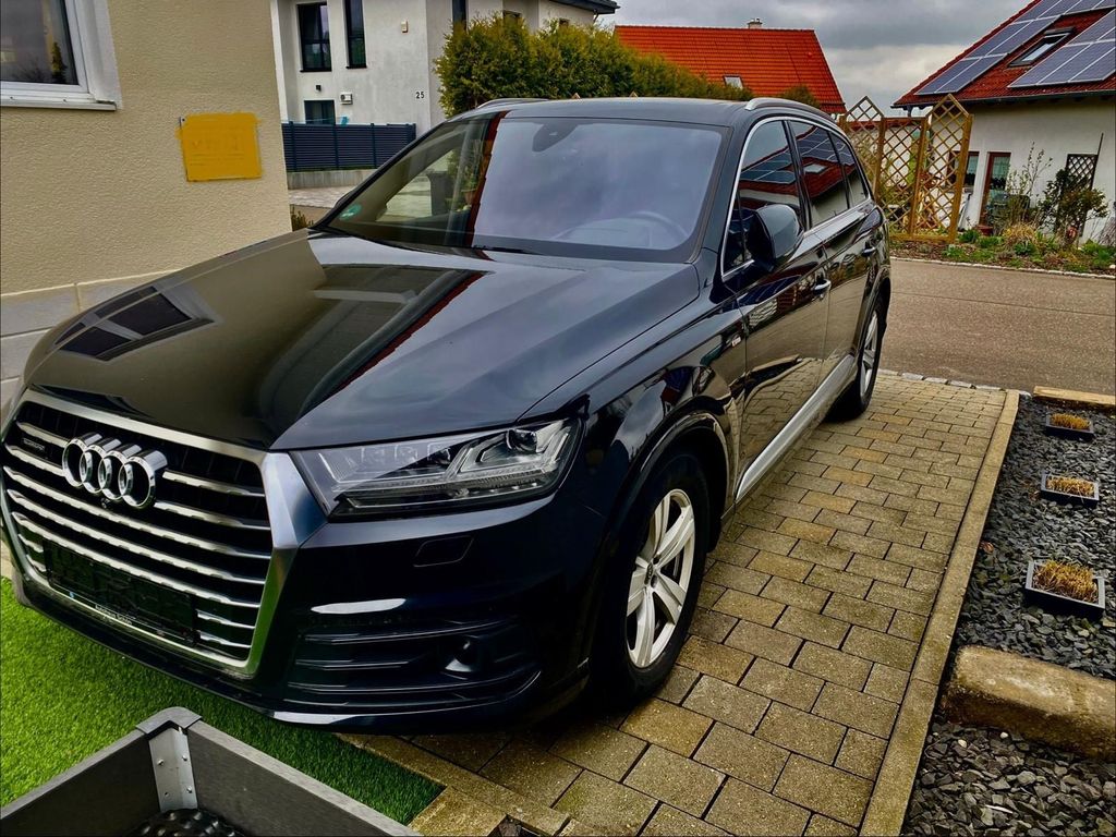 Image of Audi Q7