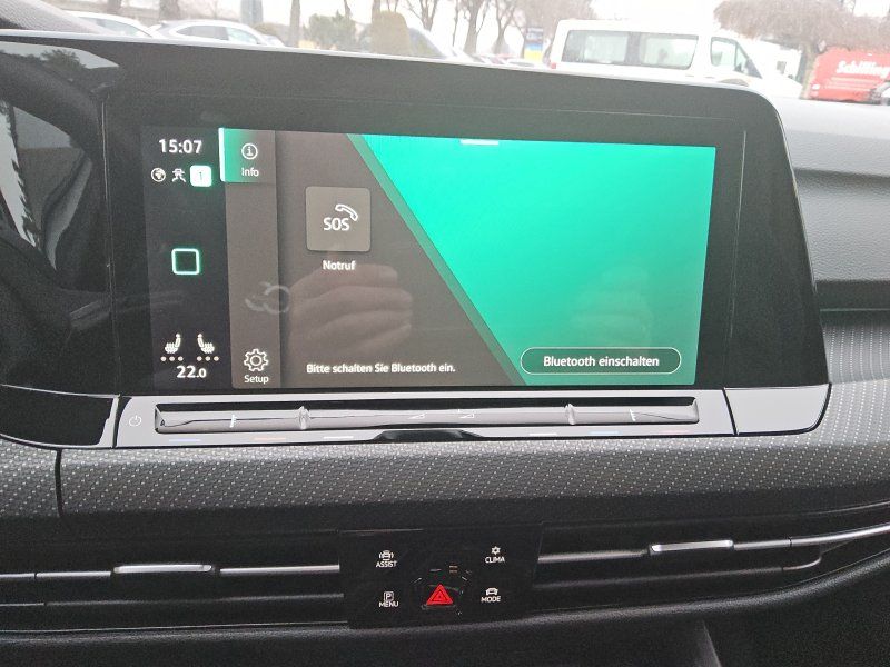 Fahrzeugabbildung Volkswagen Golf VIII Var. 2.0 TDI R-Line DSG  AHK+ACC+NAVI+