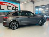 Porsche Cayenne Turbo /360 KAMERA /PANO/BOSE AUDIO - Porsche Cayenne mit Benzin-Antrieb: Kombi, Automatik