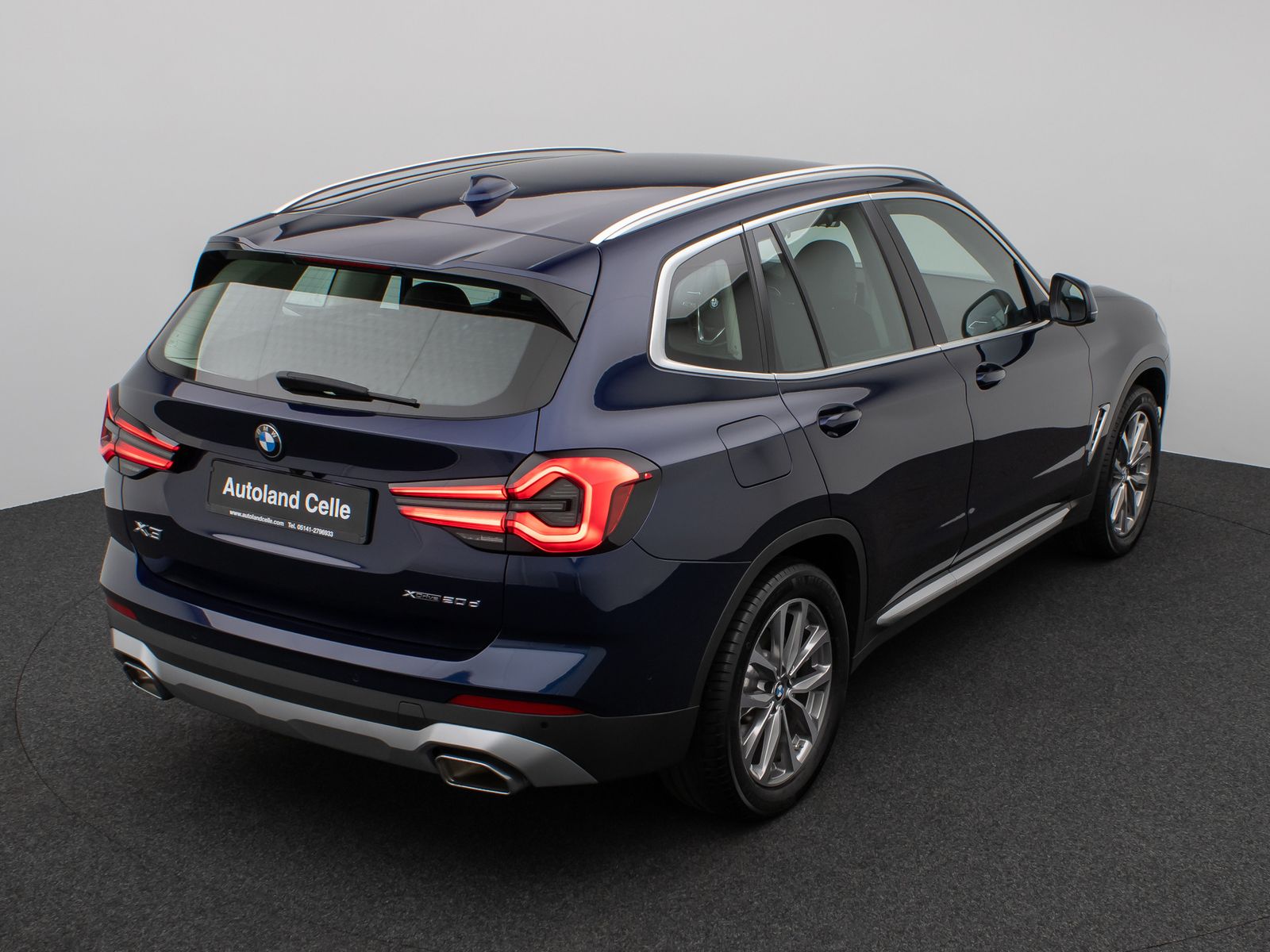 Fahrzeugabbildung BMW X3 xD20d Kamera DAB HiFi Lenkrhz AHK Alarm Sport