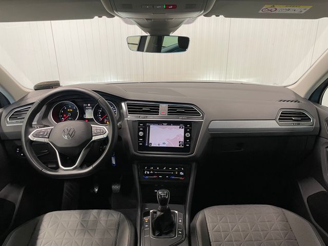 Tiguan Life 1.5 TSI AHK NAVI IQ.LIGHT RFK