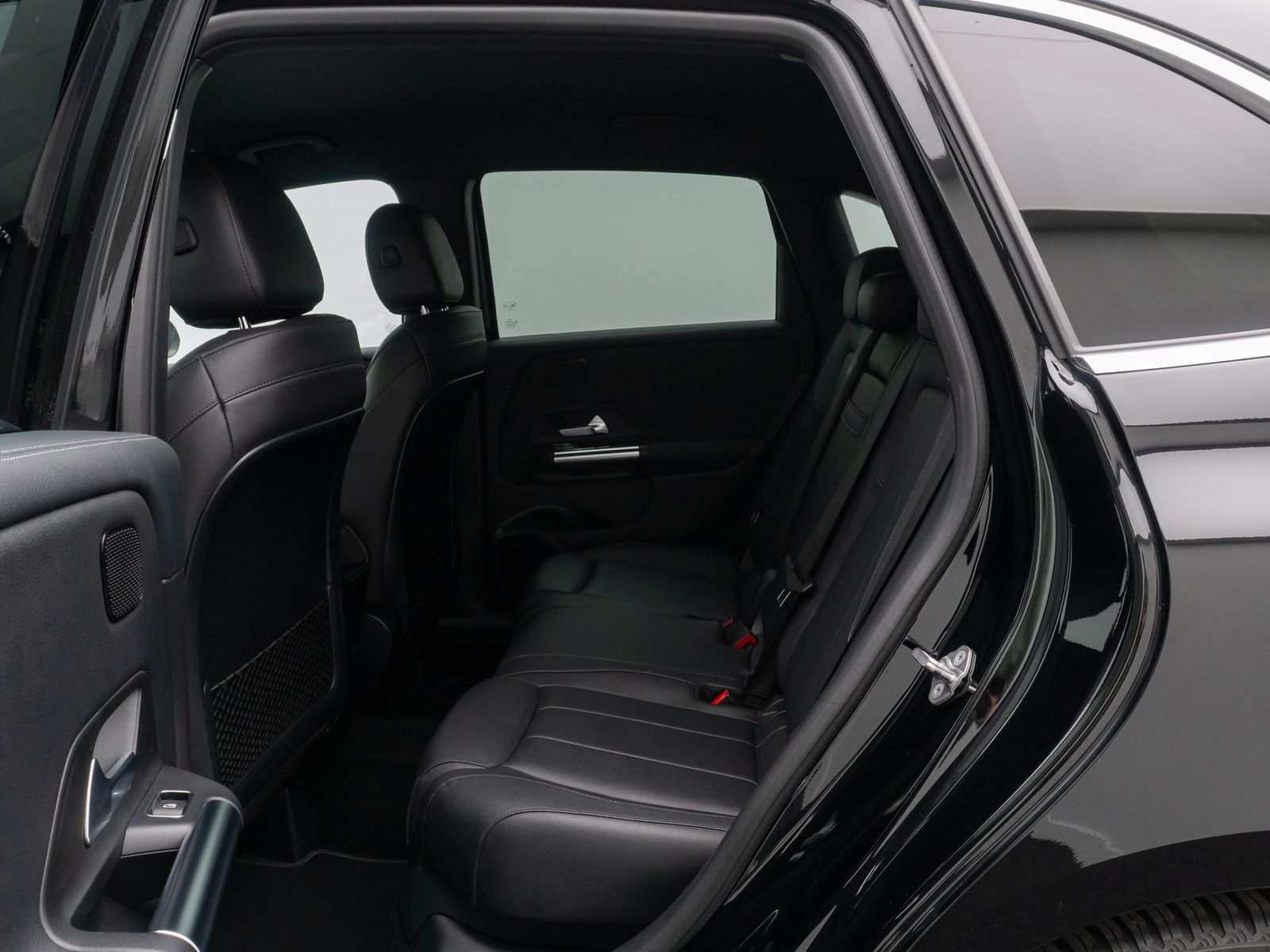 Fahrzeugabbildung Mercedes-Benz B 180 Kamera SoundSys LED Navi Tempomat Komfort