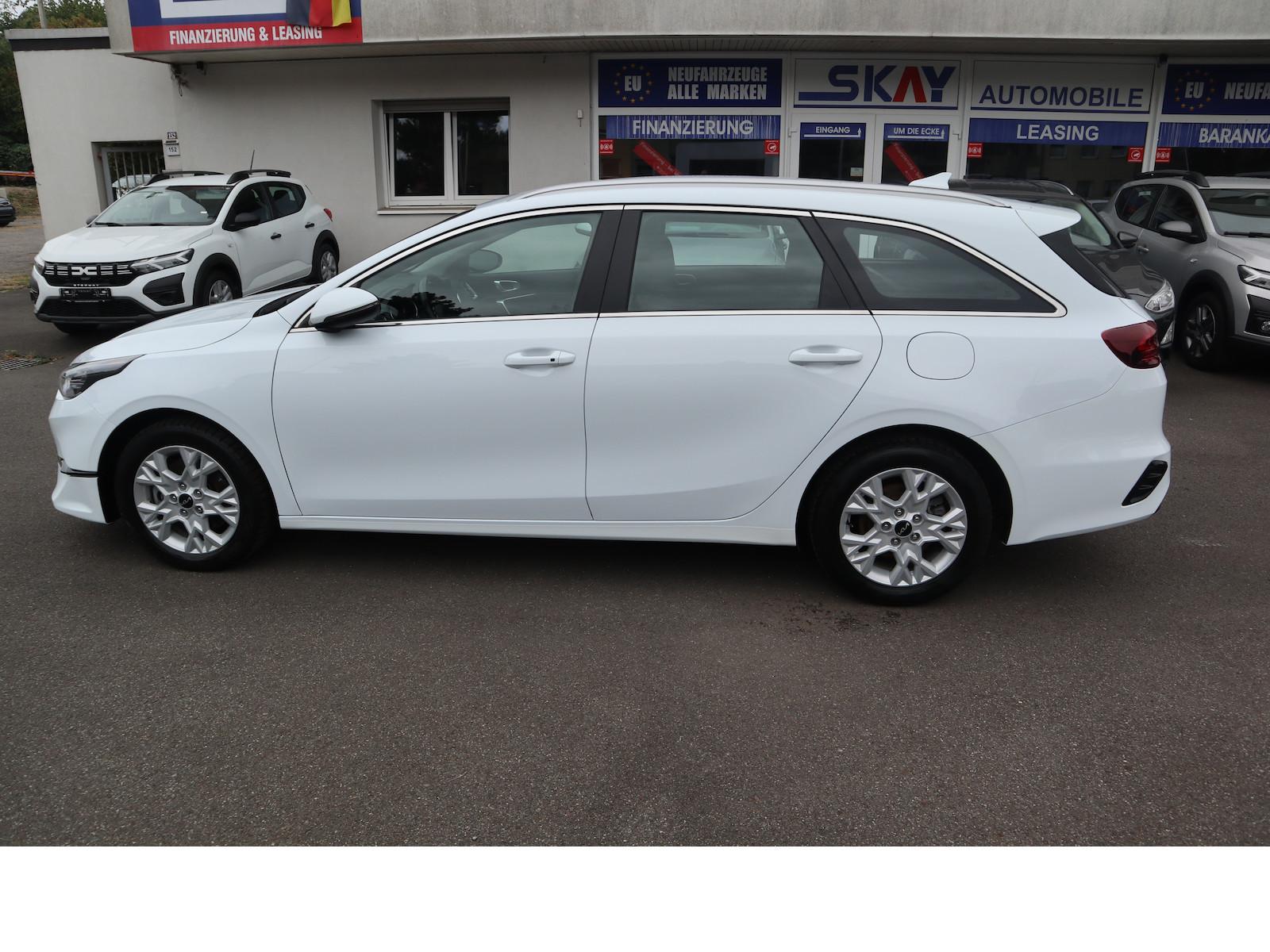Kia Ceed cee ́d Sportswagon Ultimate 1.5 DCT CAM SHZ NAVI, миниатюра 4
