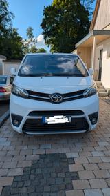 Toyota Proace (Verso) 2,0-l-D-4D 130kW L1 Family Co... - gebrauchte Toyota Proace (Verso) aus dem Jahr 2017
