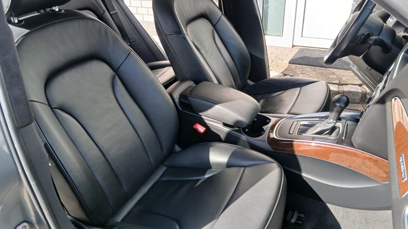 Audi Q5 3.0 TDI quattro 240 ch • S tronic • Cuir noir • Ciel Alcantara • Bi-Xénon • Attelage