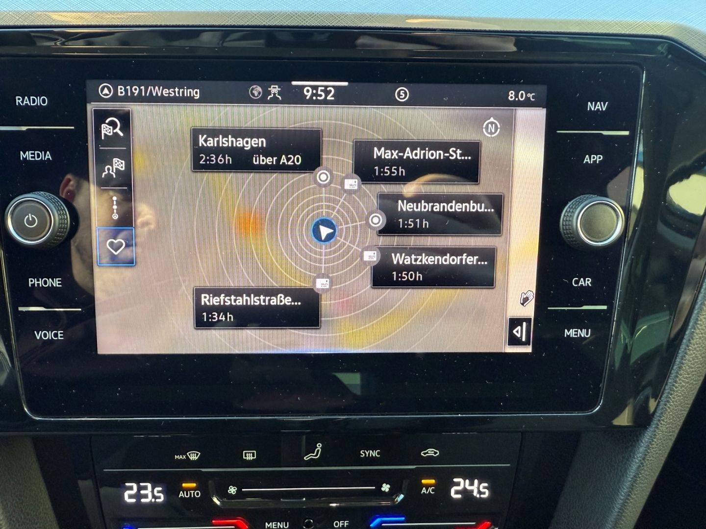 VW Passat Business AHK Navi LED ACC SHZ CarPlay And - Image 20