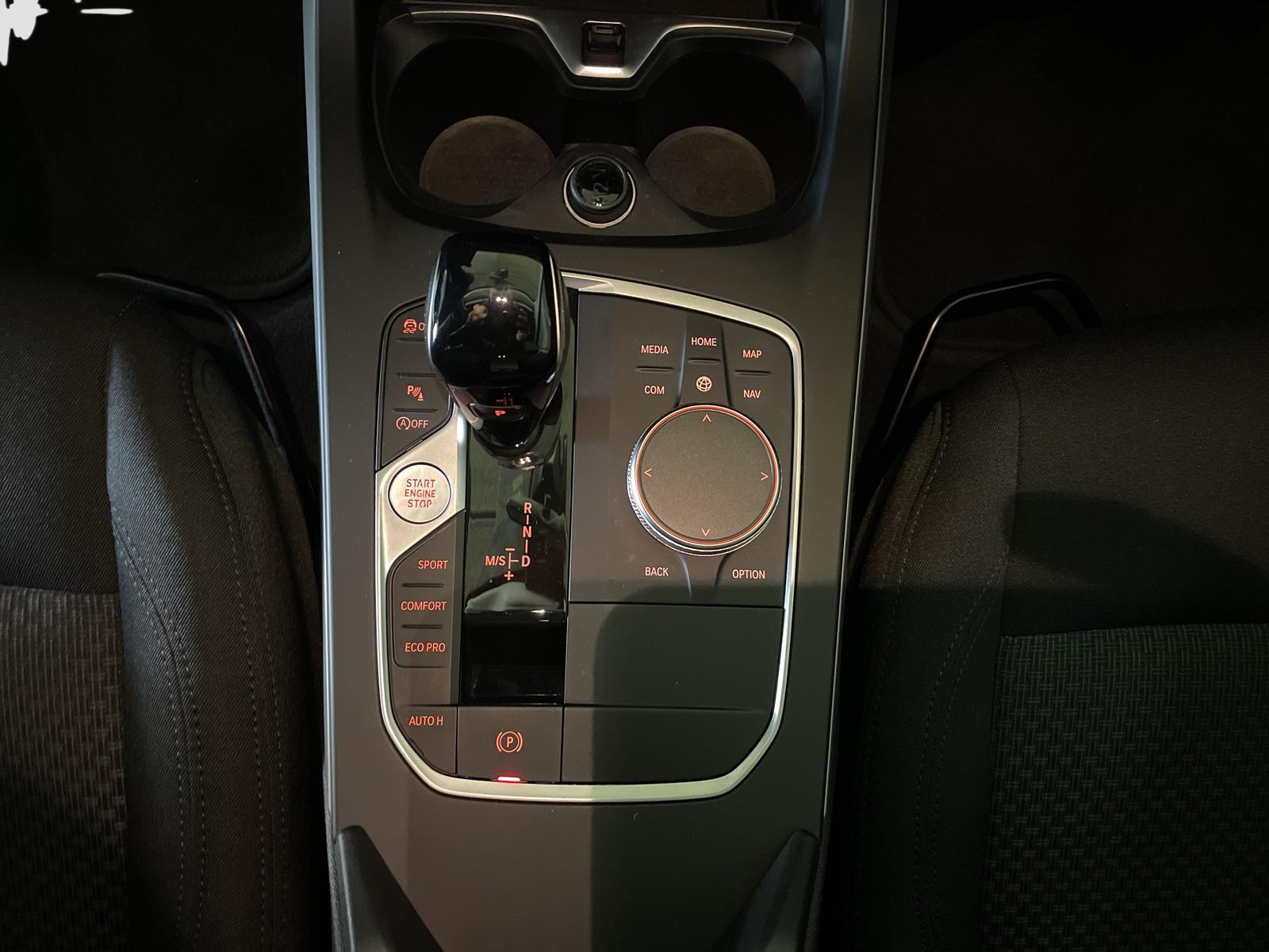 BMW 118 i LiveCockpitProf PDC LED Sitzheizung, миниатюра 14