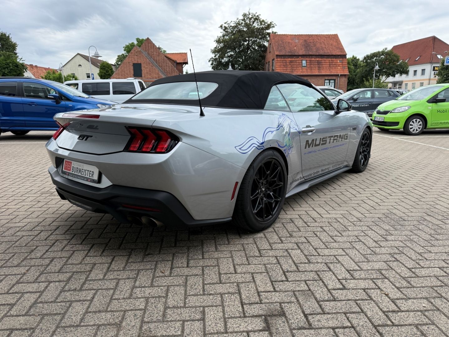 Fahrzeugabbildung Ford Mustang 5.0 V8 Convertible GT Tiefer  Klimasitze