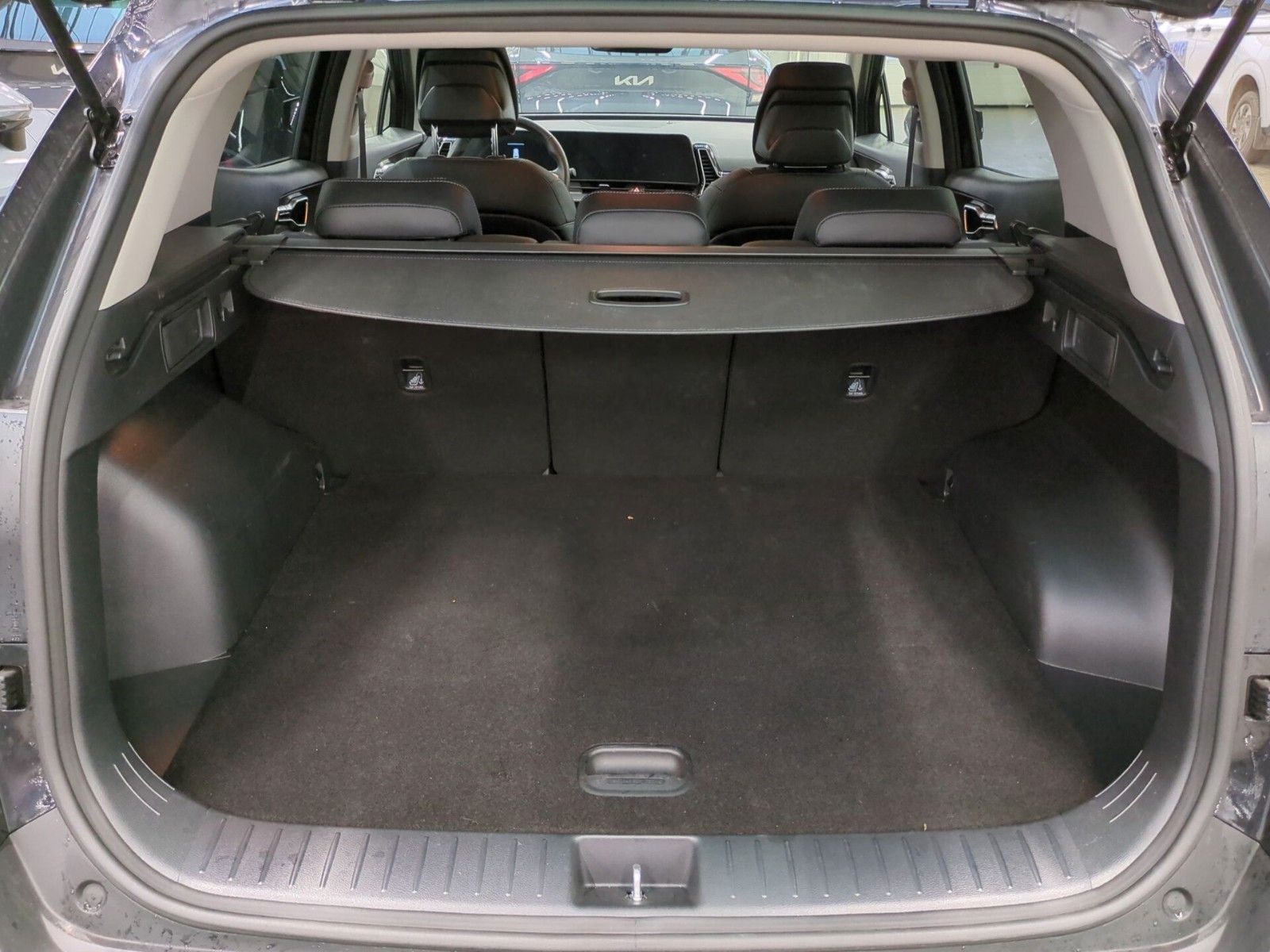 Fahrzeugabbildung Kia SPORTAGE 1.6T 2WD VISION KOM