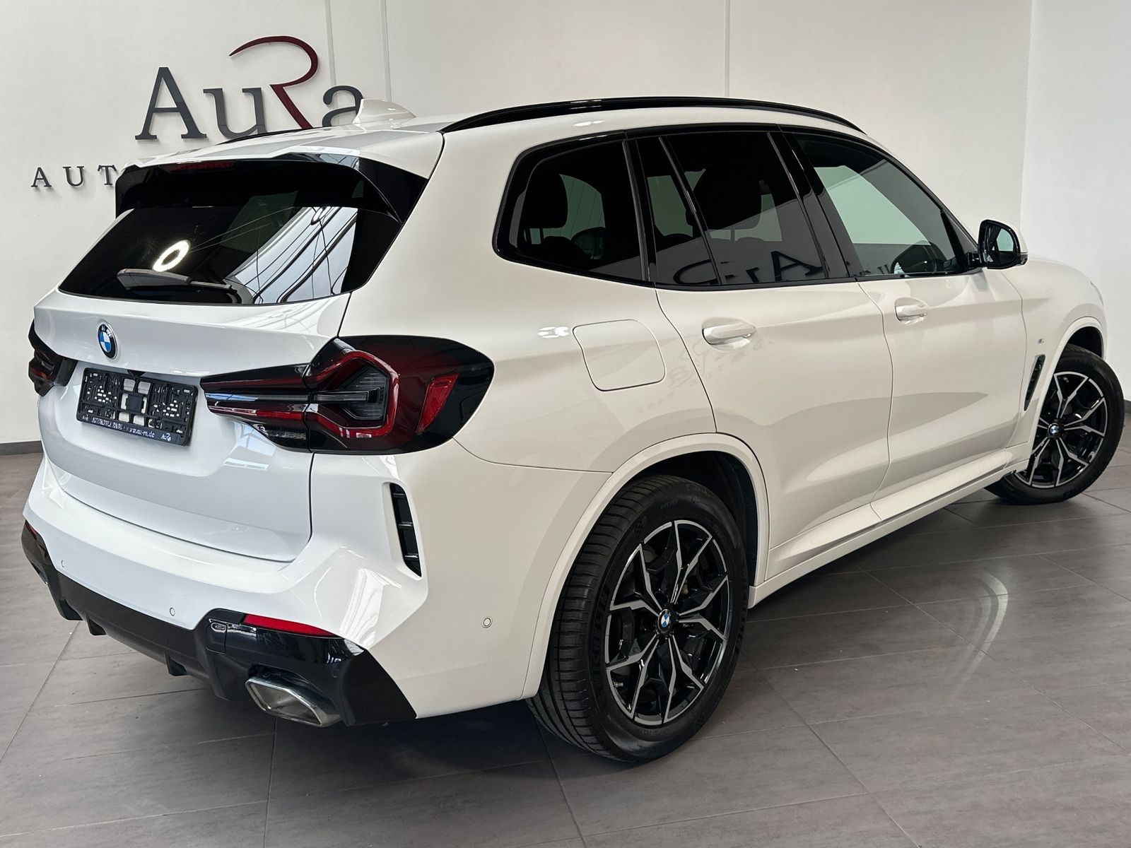Fahrzeugabbildung BMW X3 xDrive30d M-Sport NAV+LED+AHK+HUD+360°+19ZO
