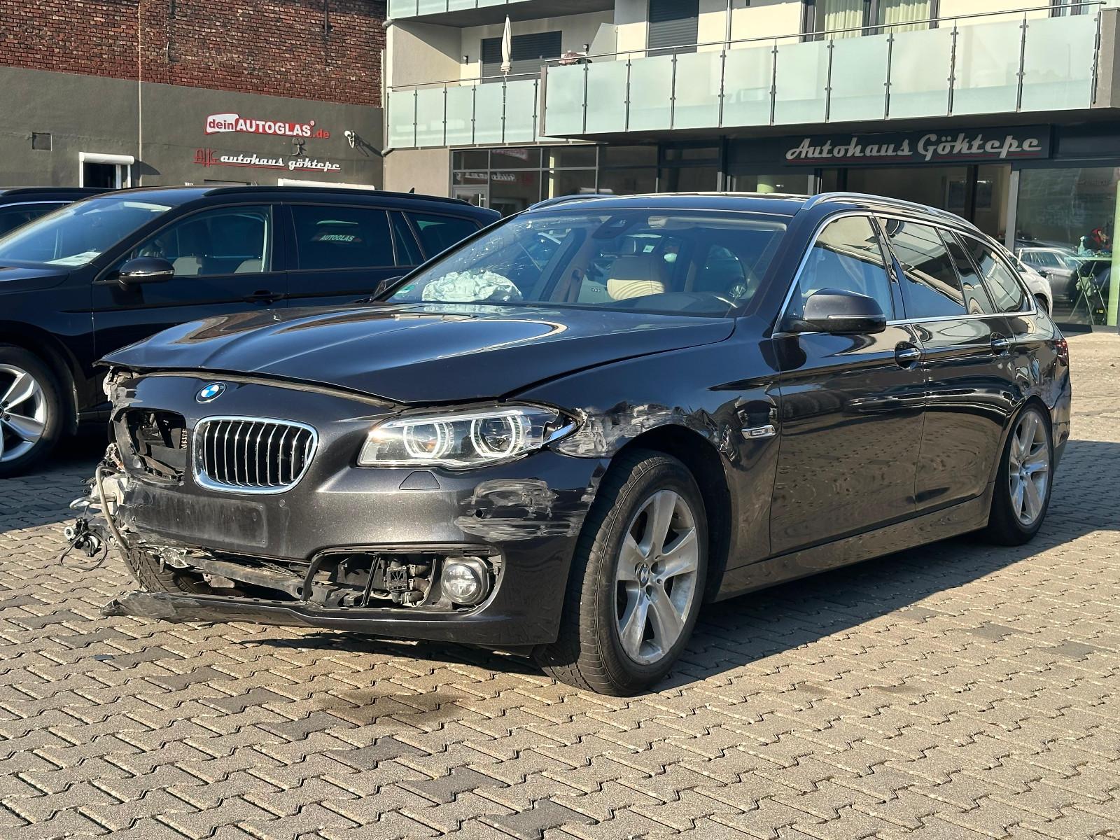 BMW 530d Touring  xDrive Luxury  UNFALL