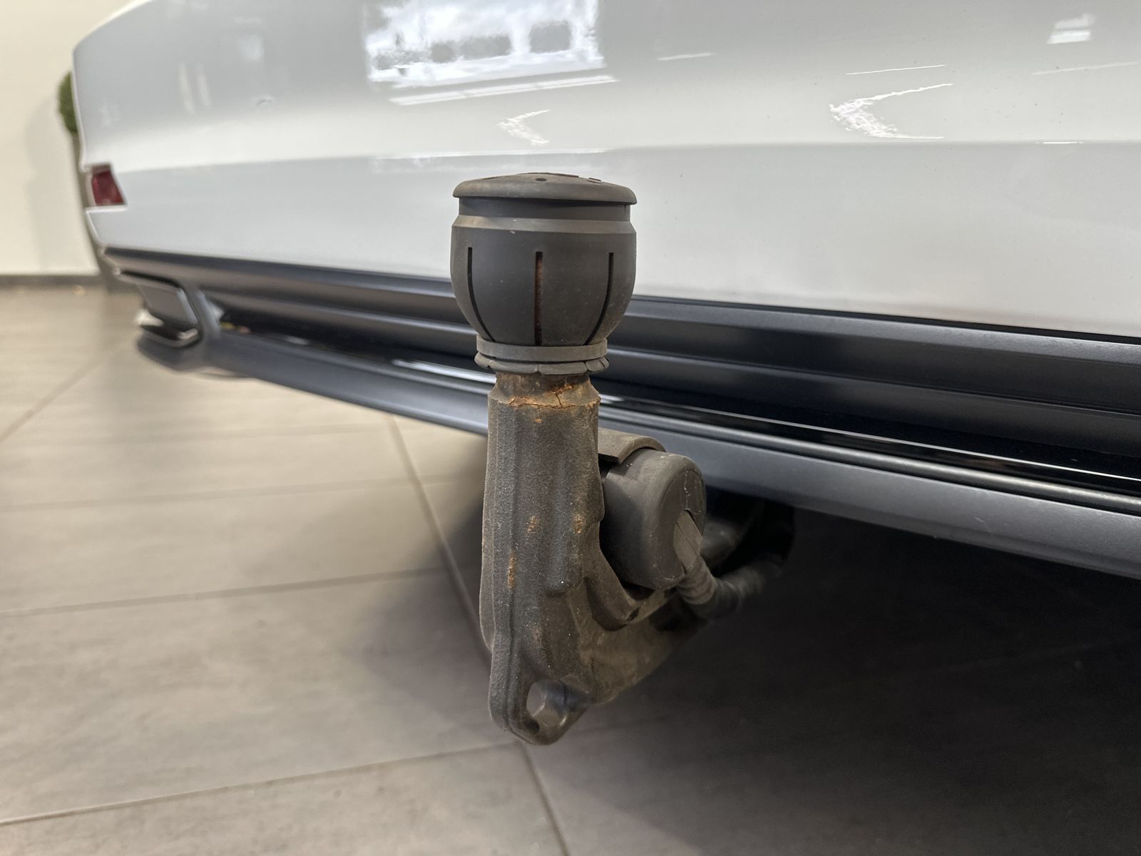 Fahrzeugabbildung Audi A6 Avant 40 TDI S-Line NAV+LED+AHK+CARPLAY+20ZO