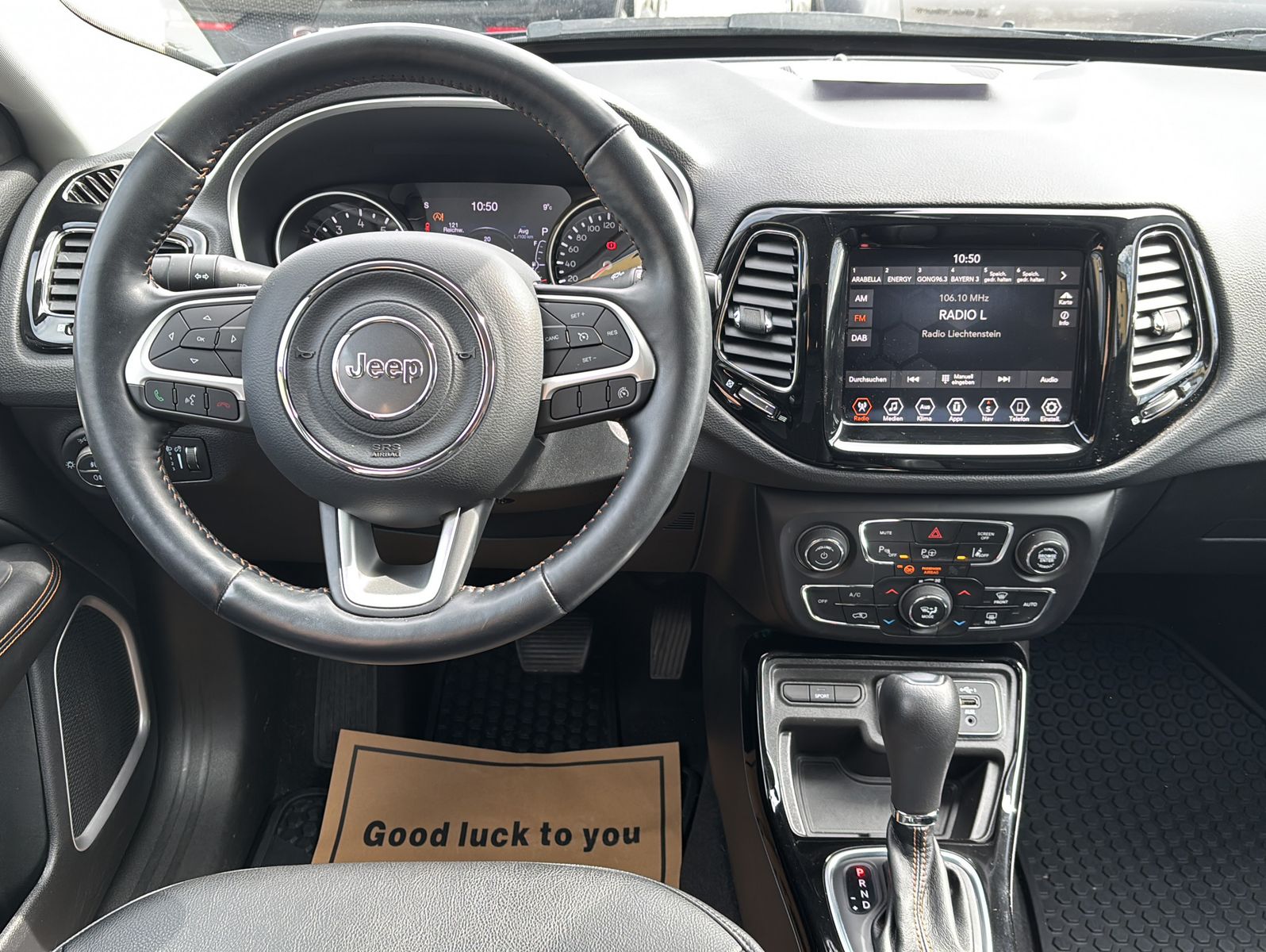 Fahrzeugabbildung Jeep Compass Limited FWD