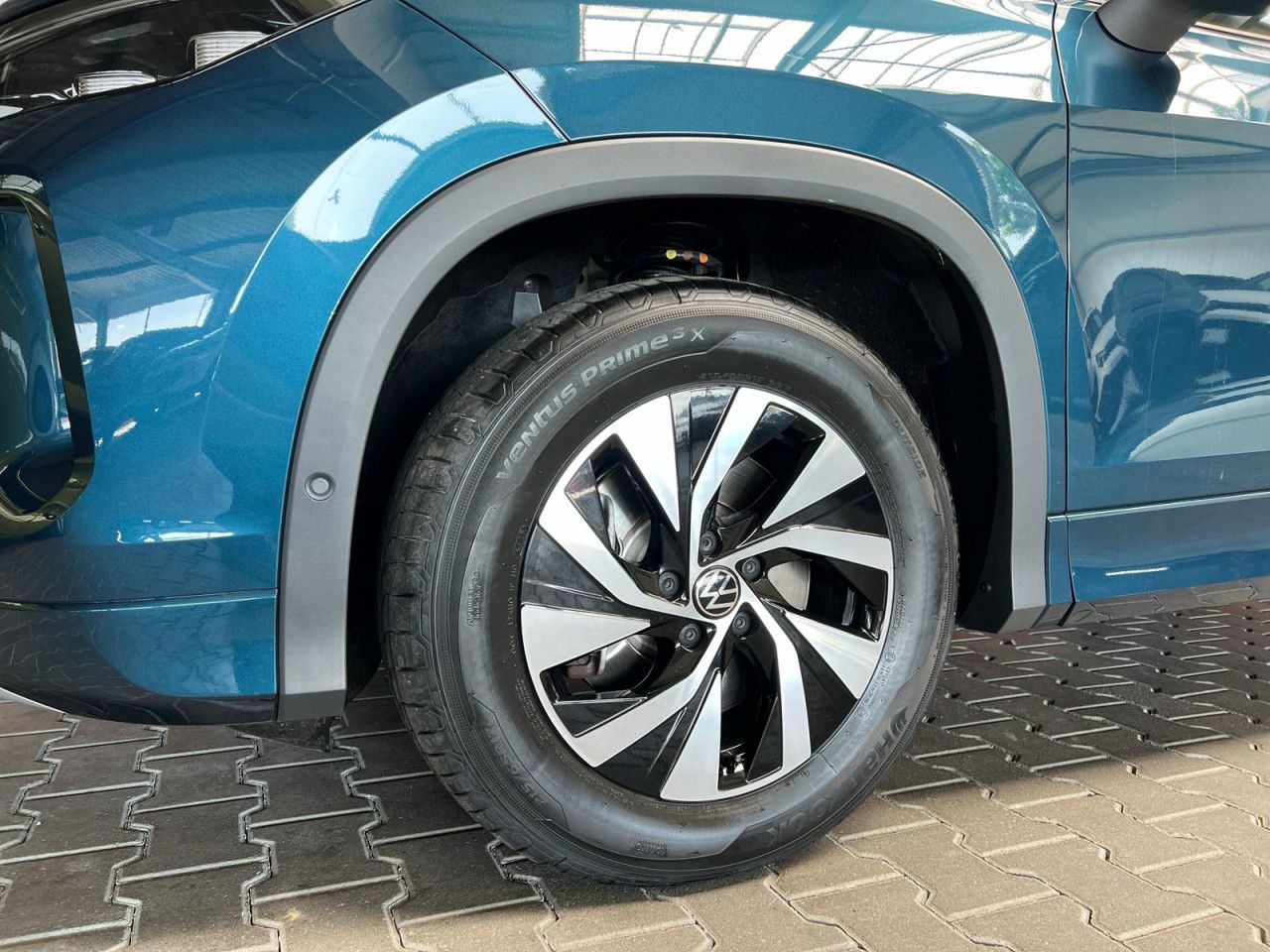 Volkswagen Tayron LIFE 2.0 TDI DSG AHK NAVI LED foto 4