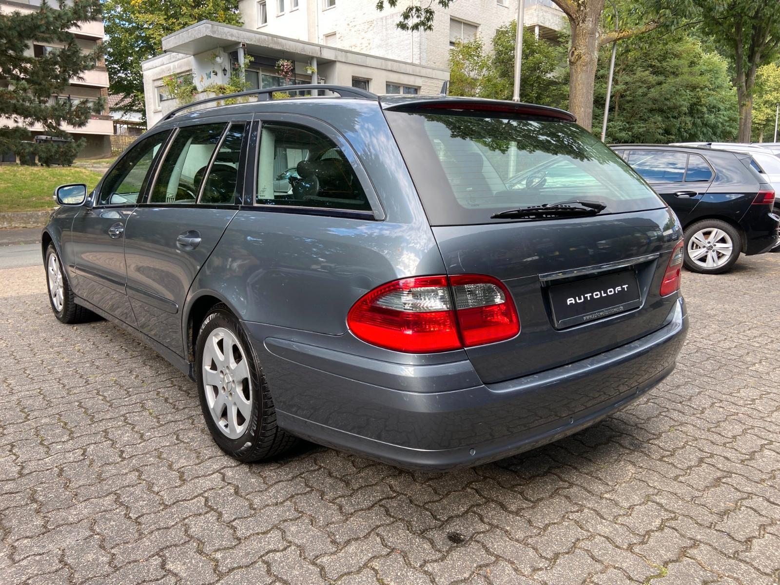 Mercedes-Benz E200 2007 — interior