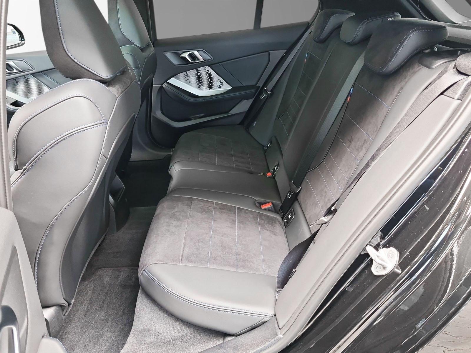 BMW 1 Series Hatch M-Sport ACC Pano Shz. RFK uvm., миниатюра 12