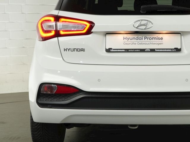i20 STYLE+NAVI+RÜCKFAHRKAMERA+SCHIEBEDACH+SITZ-/