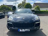 Porsche Cayenne Diesel Platinum Edition Chrono/Bose/Meme - Porsche in Rüsselsheim