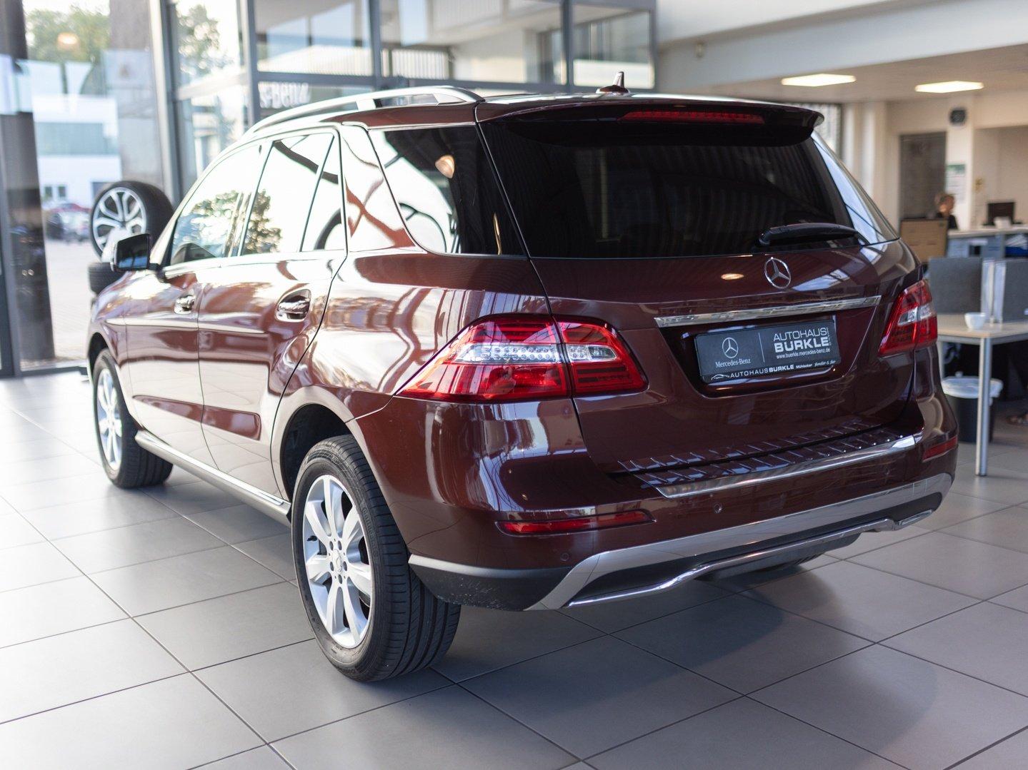 Mercedes-Benz ML 350 CDI 4MATIC Memory,Bi-Xenon,COMAND,1.Hand!