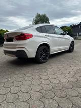 BMW X4 xDrive35d*M-Paket*AHK*HUD*360*LED*20"Räder* - BMW X4 Gebrauchtwagen in München