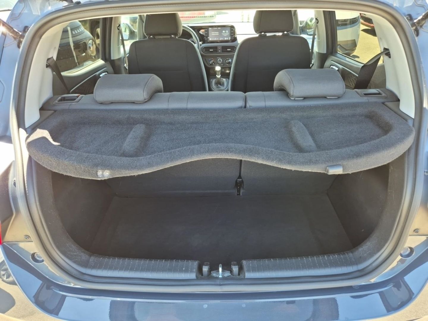 Fahrzeugabbildung Hyundai i10 Edition 30 ACC Apple CarPlay Android Auto DA