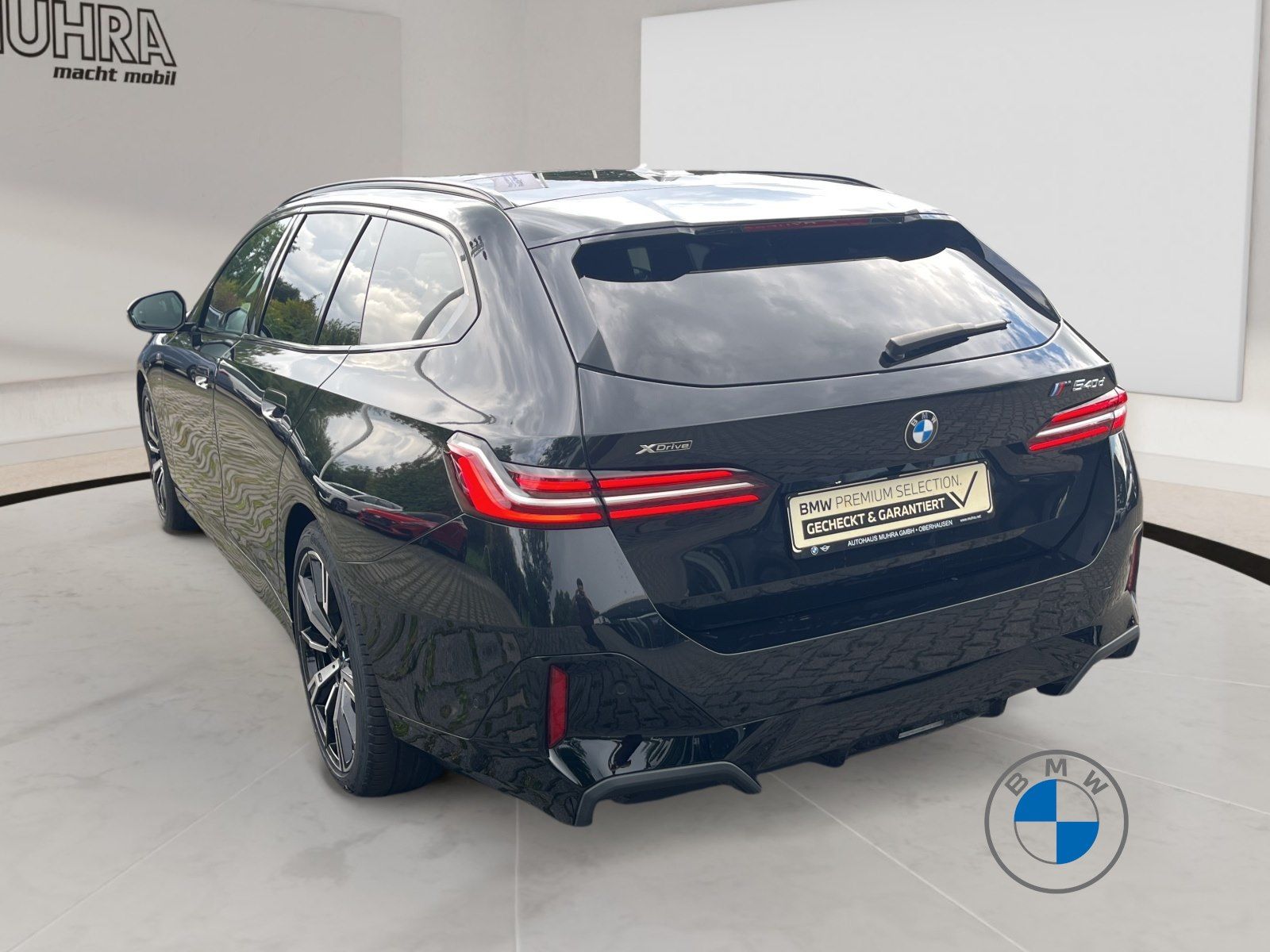 BMW 540d xDrive M Sport 20 AHK Pano Standhzg. B&W foto 4